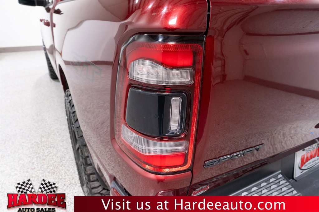 2022 RAM 1500 Image 9