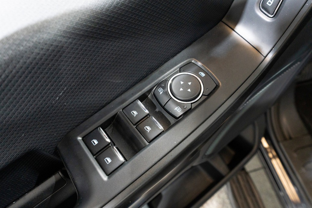 2025 Ford F-150 Image 17