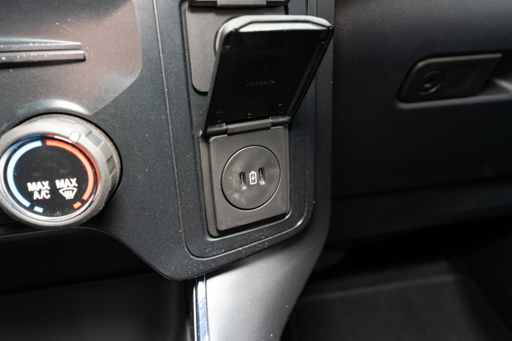 2025 Ford F-150 Image 24