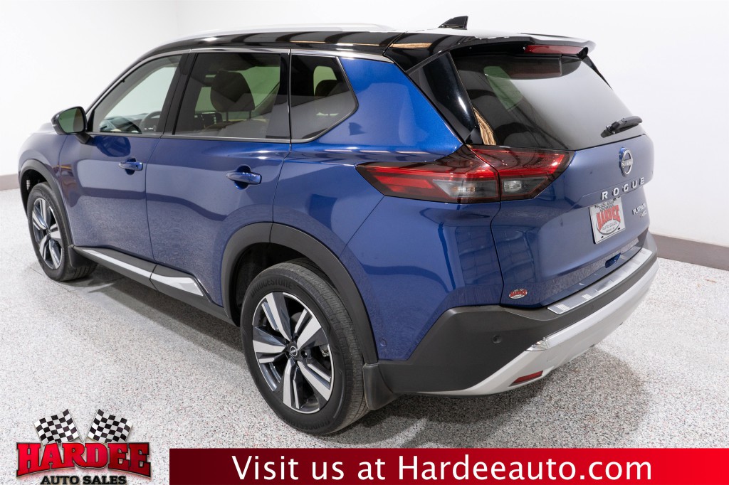 2023 Nissan Rogue Image 3
