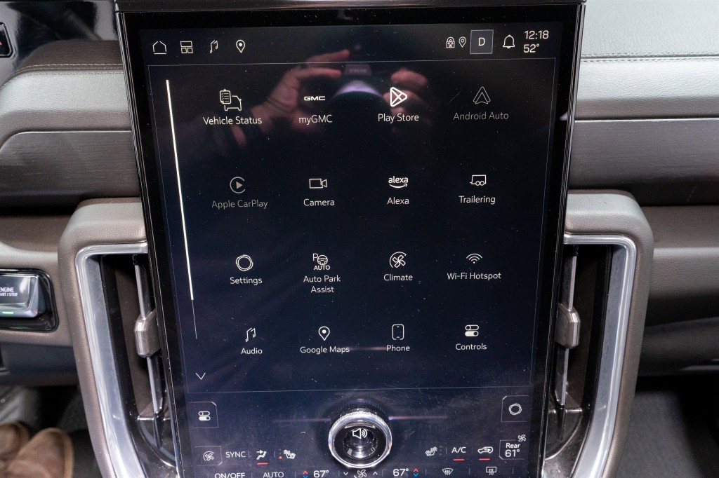 2025 GMC Yukon Image 18