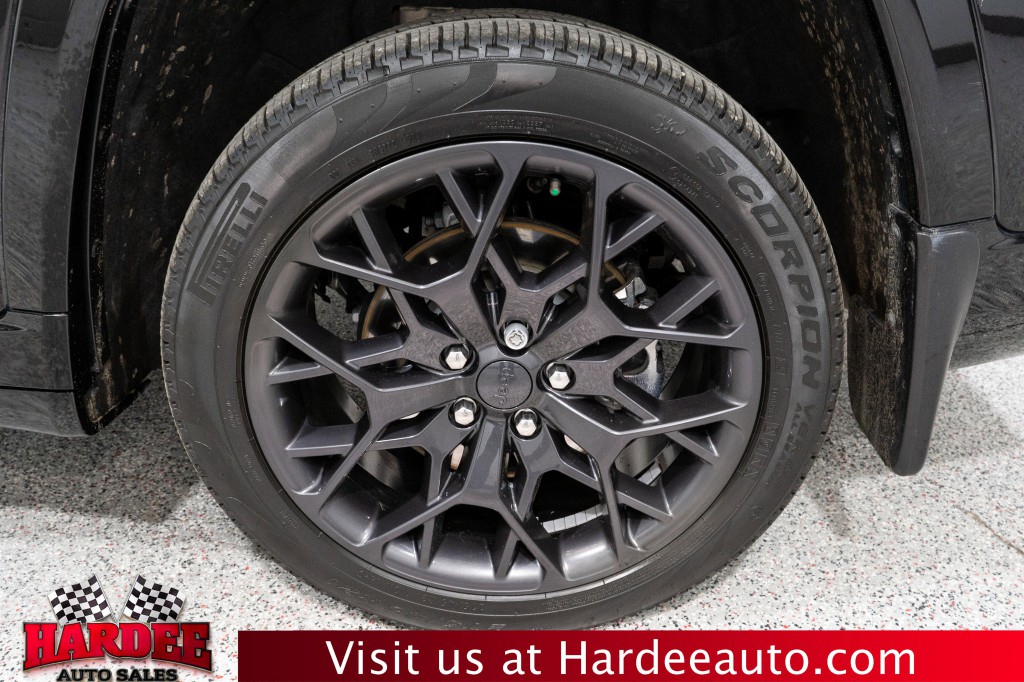 2023 Jeep Grand Cherokee Image 10