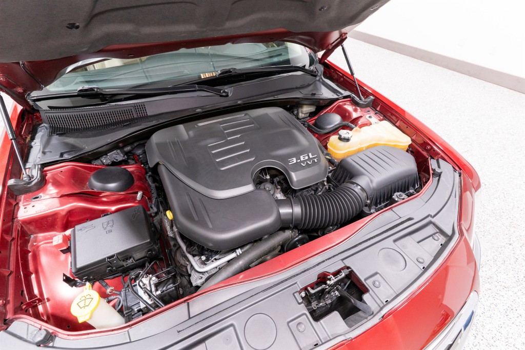 2013 Chrysler 300 Image 29