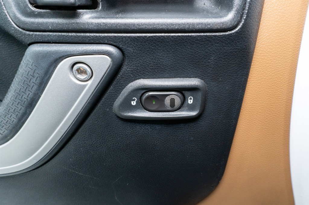 2017 Jeep Wrangler Unlimited Image 14