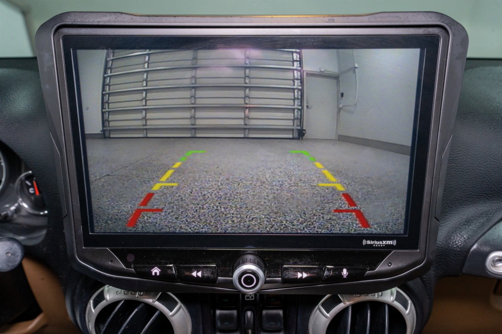 2017 Jeep Wrangler Unlimited Image 19