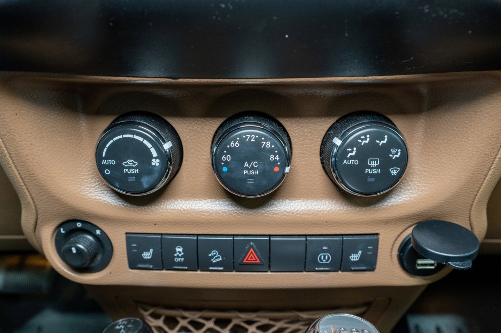 2017 Jeep Wrangler Unlimited Image 21