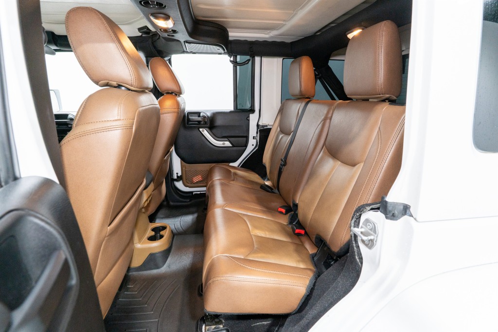 2017 Jeep Wrangler Unlimited Image 30