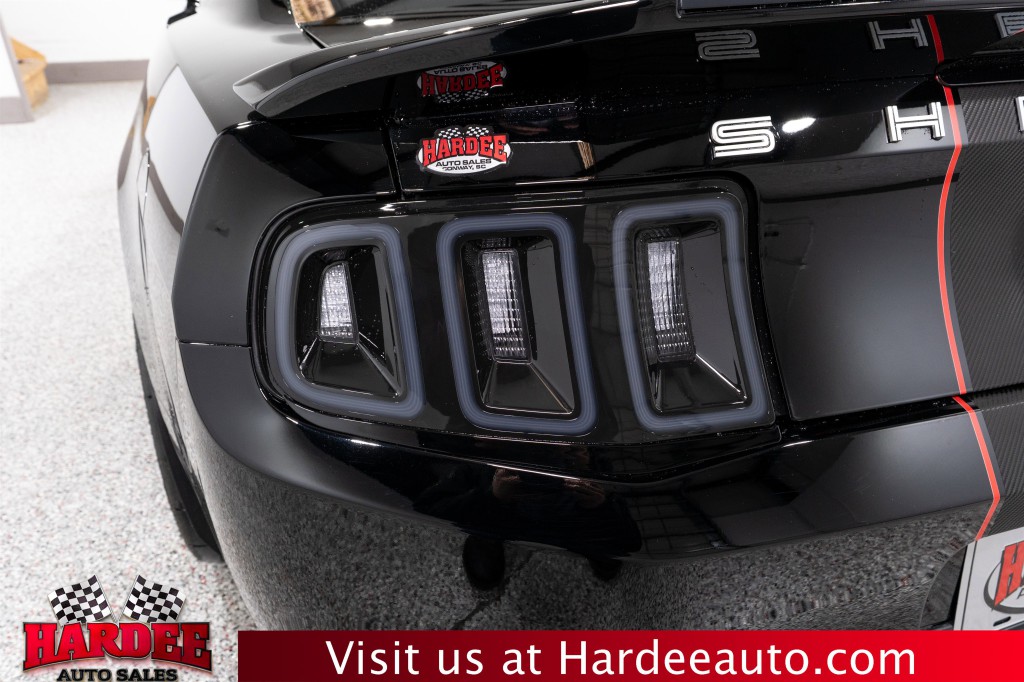 2011 Ford Mustang Image 9