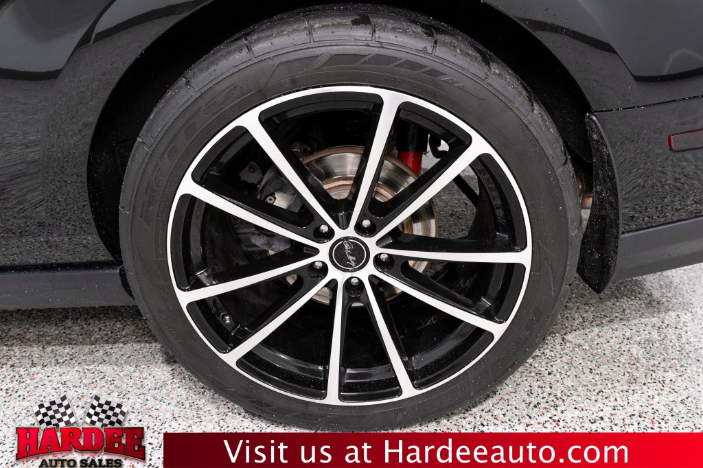 2011 Ford Mustang Image 10