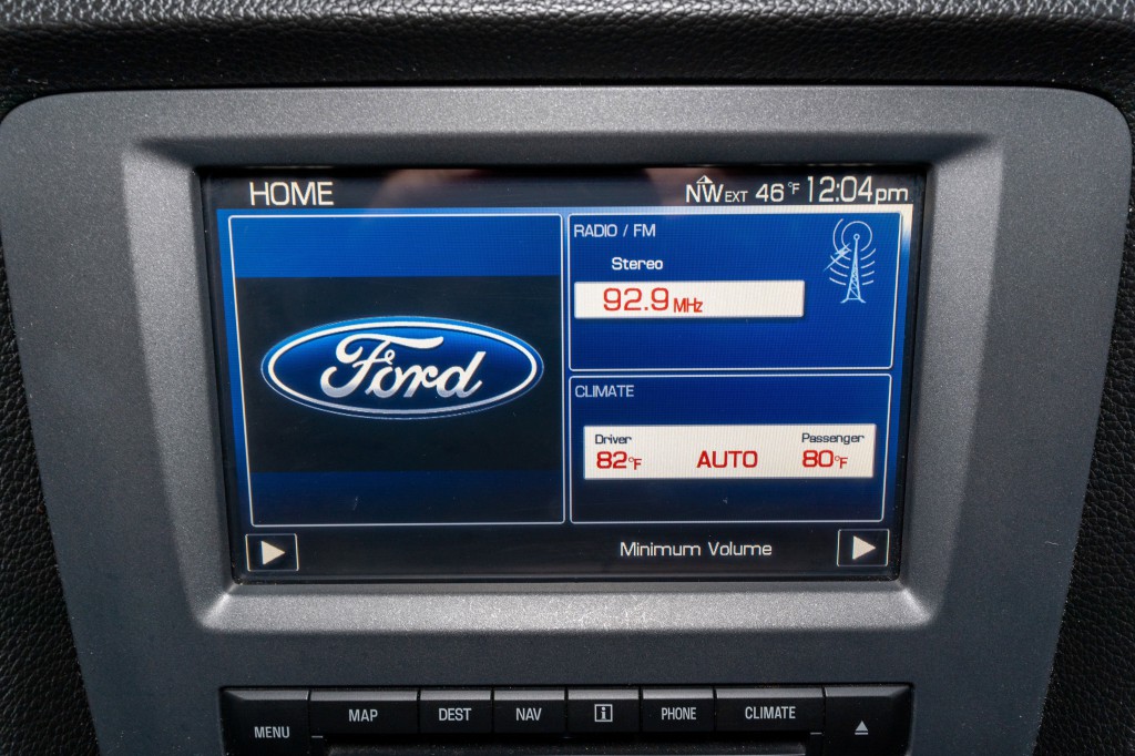 2011 Ford Mustang Image 15