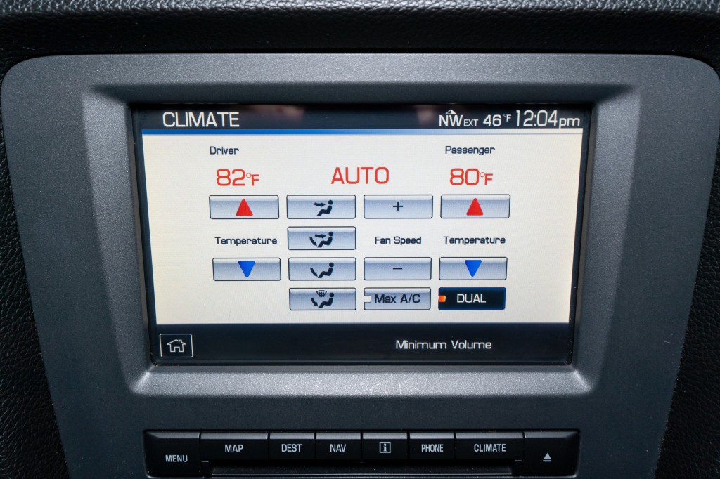 2011 Ford Mustang Image 18