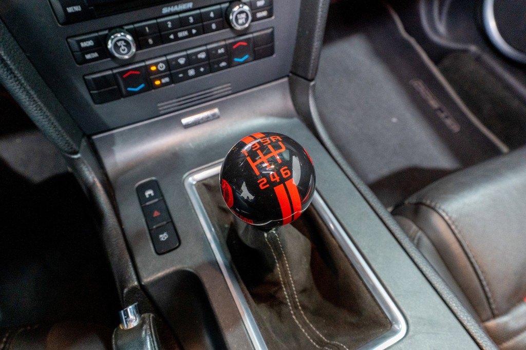 2011 Ford Mustang Image 20