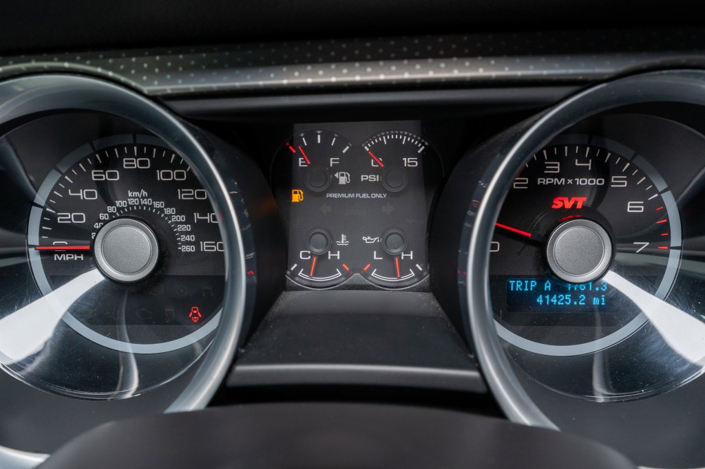 2011 Ford Mustang Image 22