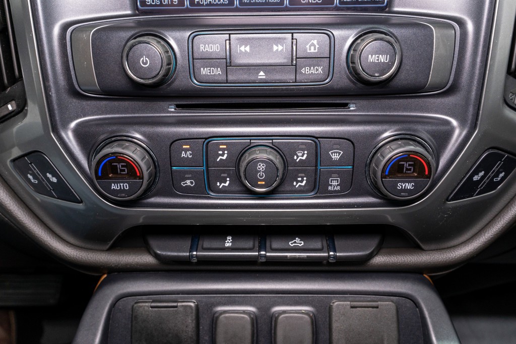 2018 Chevrolet Silverado 1500 Image 24