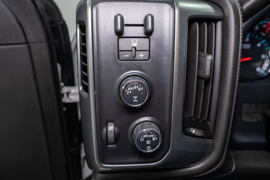 2018 Chevrolet Silverado 1500 Image 31