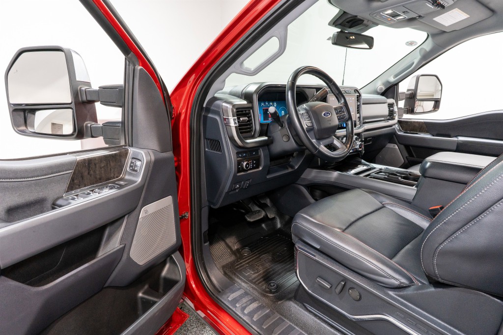 2023 Ford F-250 Image 16
