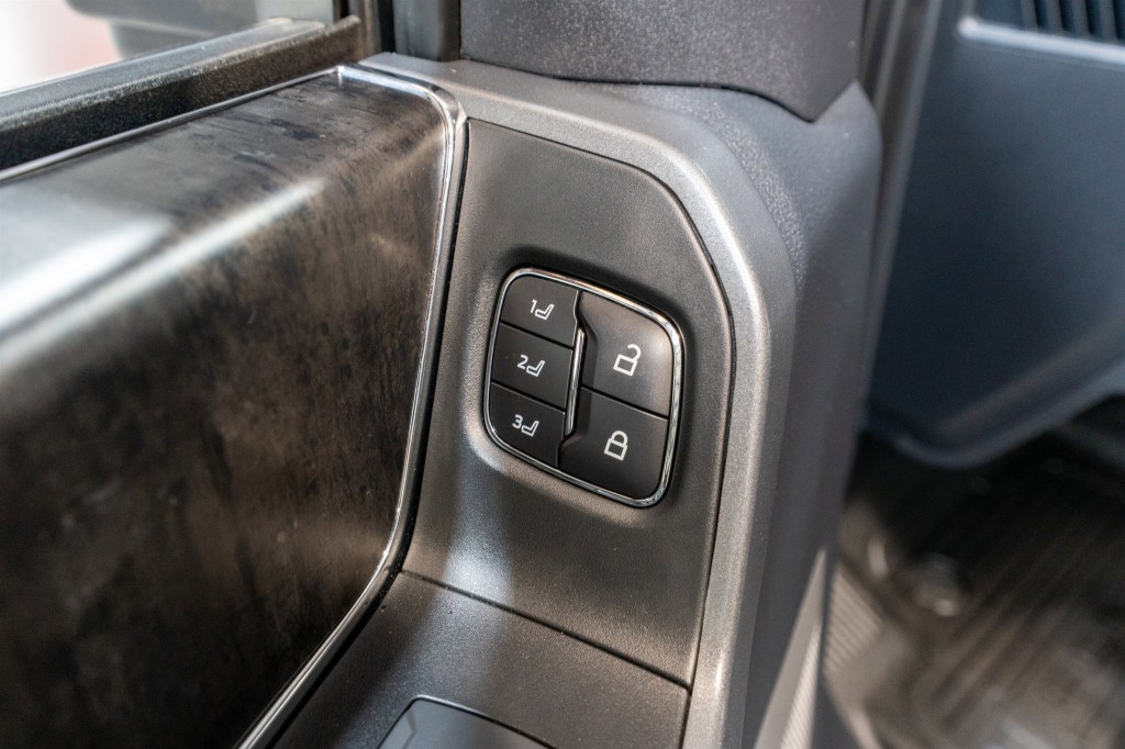 2023 Ford F-250 Image 18