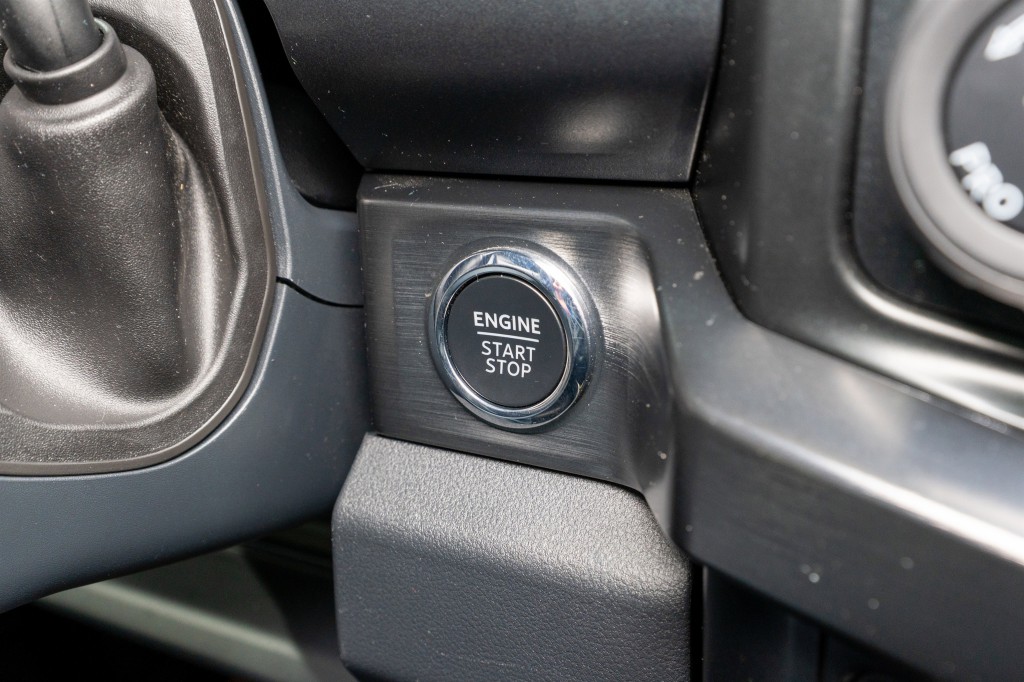 2023 Ford F-250 Image 32