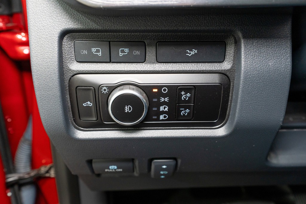 2023 Ford F-250 Image 38