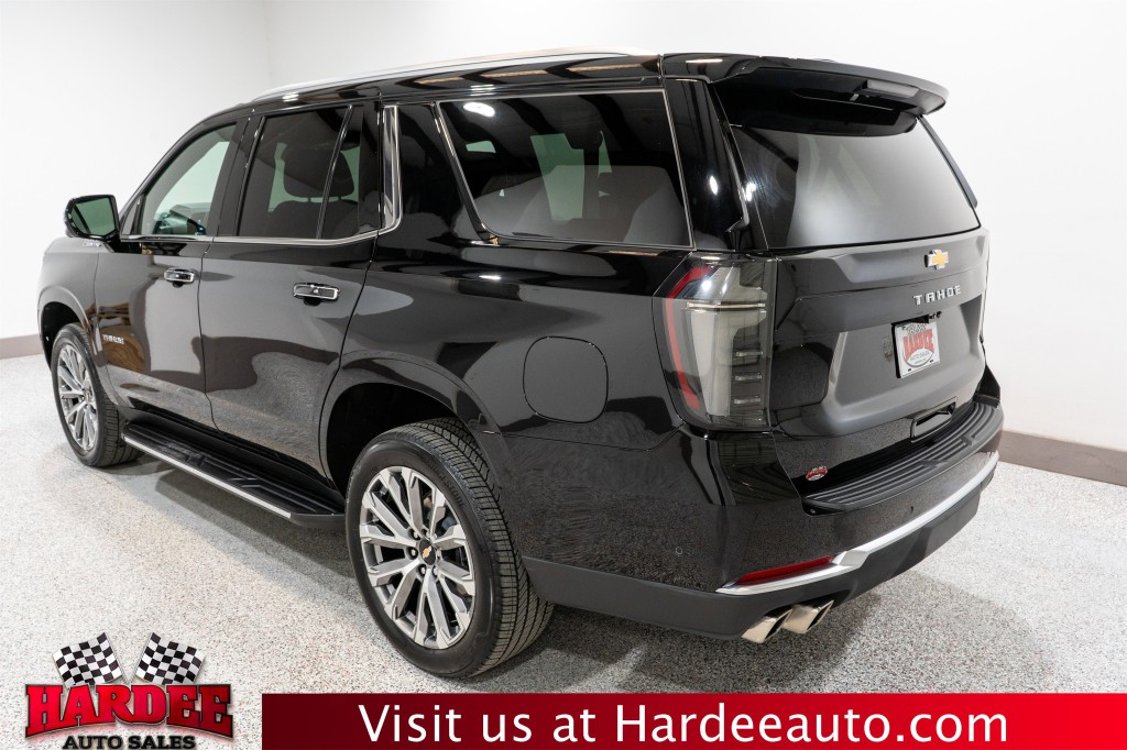 2025 Chevrolet Tahoe Image 3