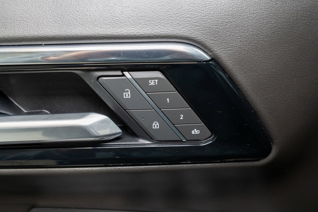 2025 Chevrolet Tahoe Image 14