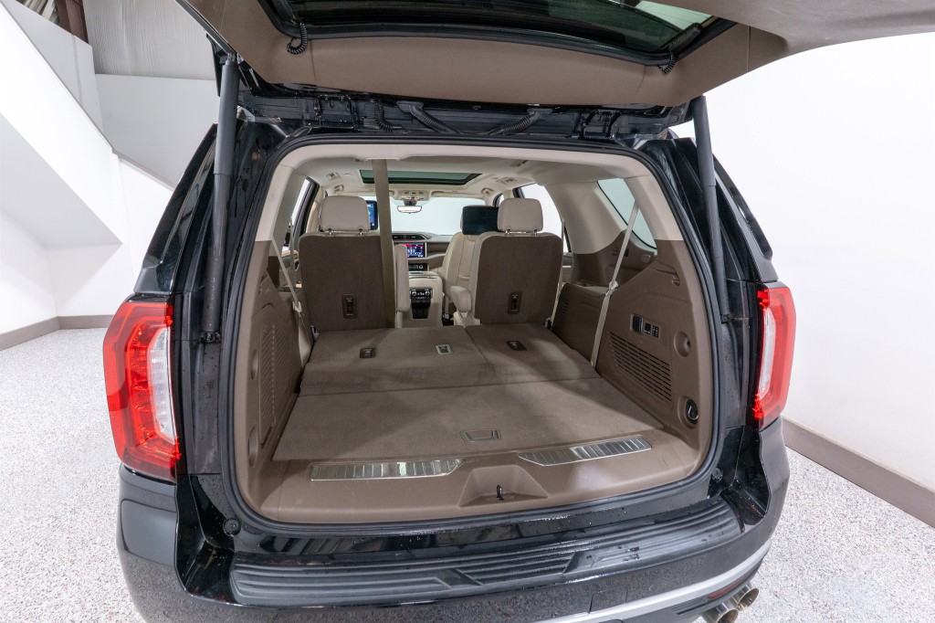 2021 GMC Yukon Image 40
