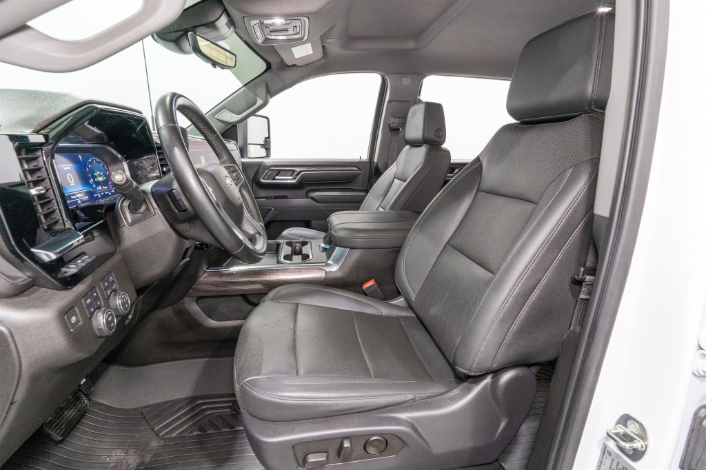 2024 Chevrolet Silverado 1500 Image 17