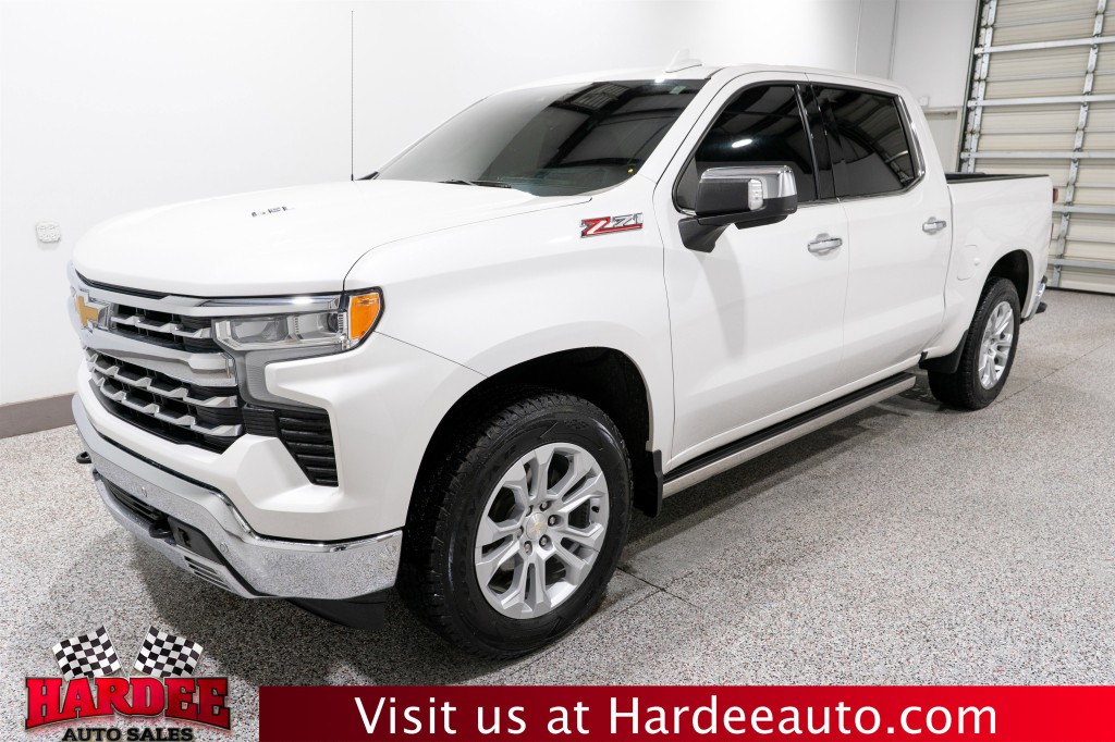 2022 Chevrolet Silverado 1500 Image 2