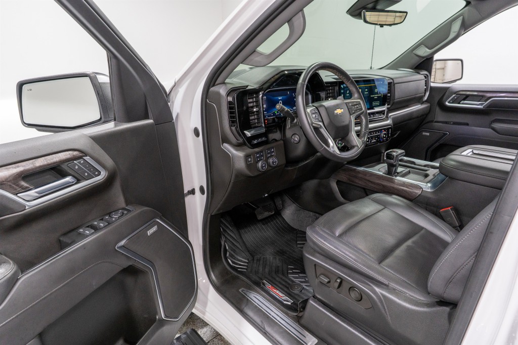 2022 Chevrolet Silverado 1500 Image 14