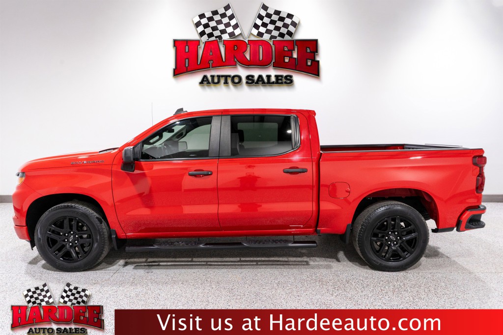 2022 Chevrolet Silverado 1500 Image 1