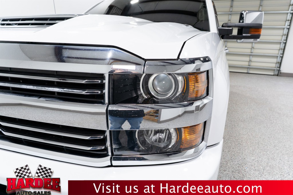 2017 Chevrolet Silverado 1500 Image 8