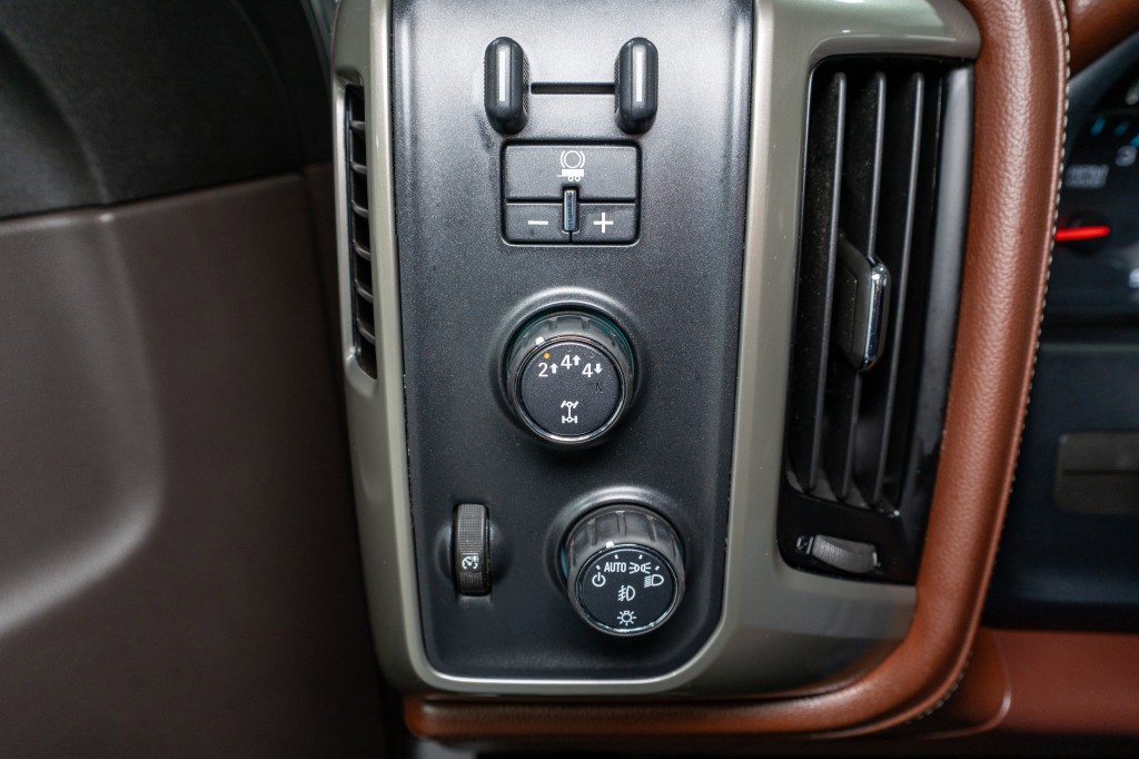 2017 Chevrolet Silverado 1500 Image 34