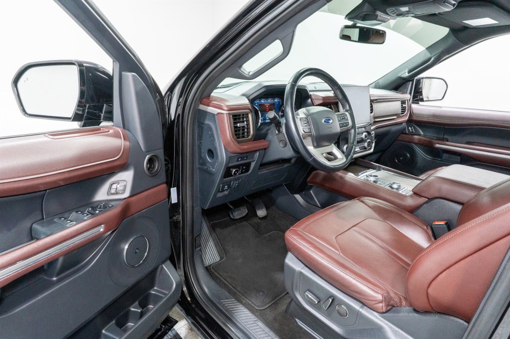 2023 Ford Expedition Image 13