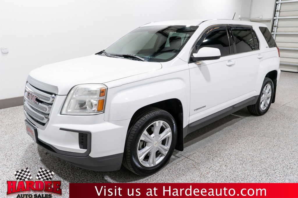 2017 GMC Terrain Image 2