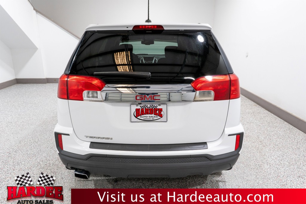 2017 GMC Terrain Image 4