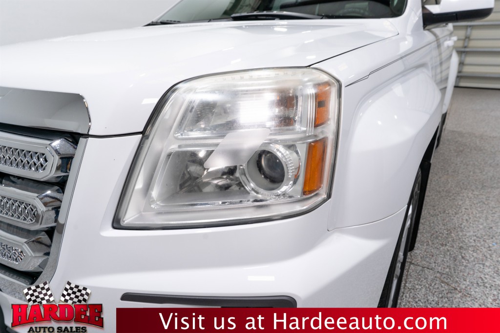 2017 GMC Terrain Image 8