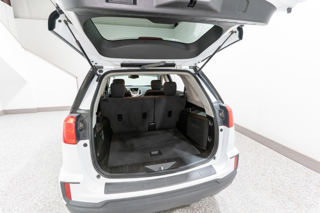 2017 GMC Terrain Image 28