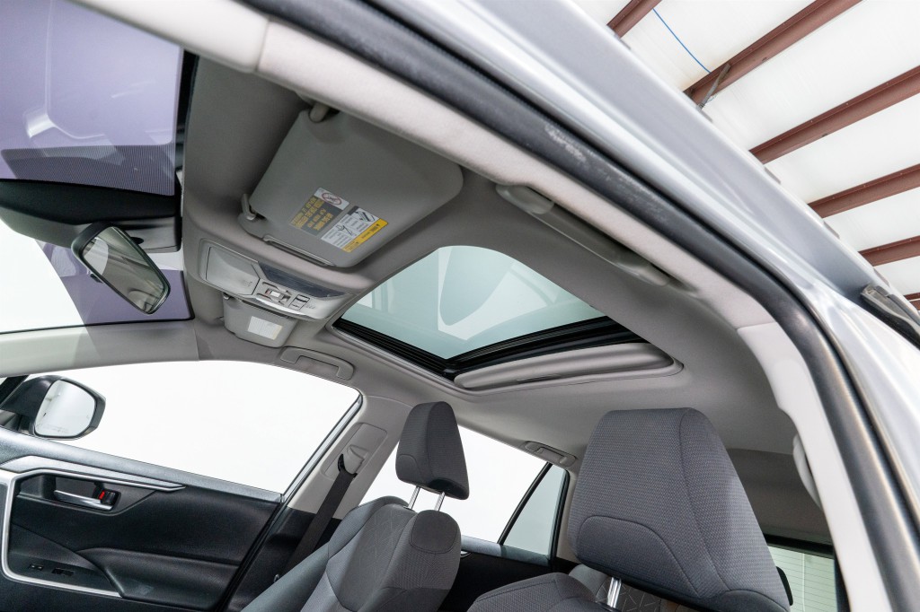 2019 Toyota Rav4 Image 16