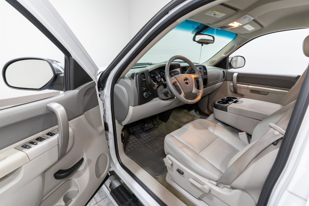 2011 GMC Sierra 1500 Image 14