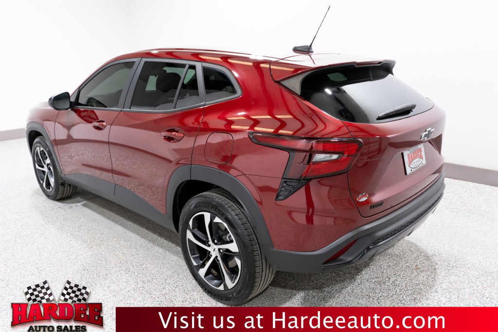 2024 Chevrolet Trax Image 3