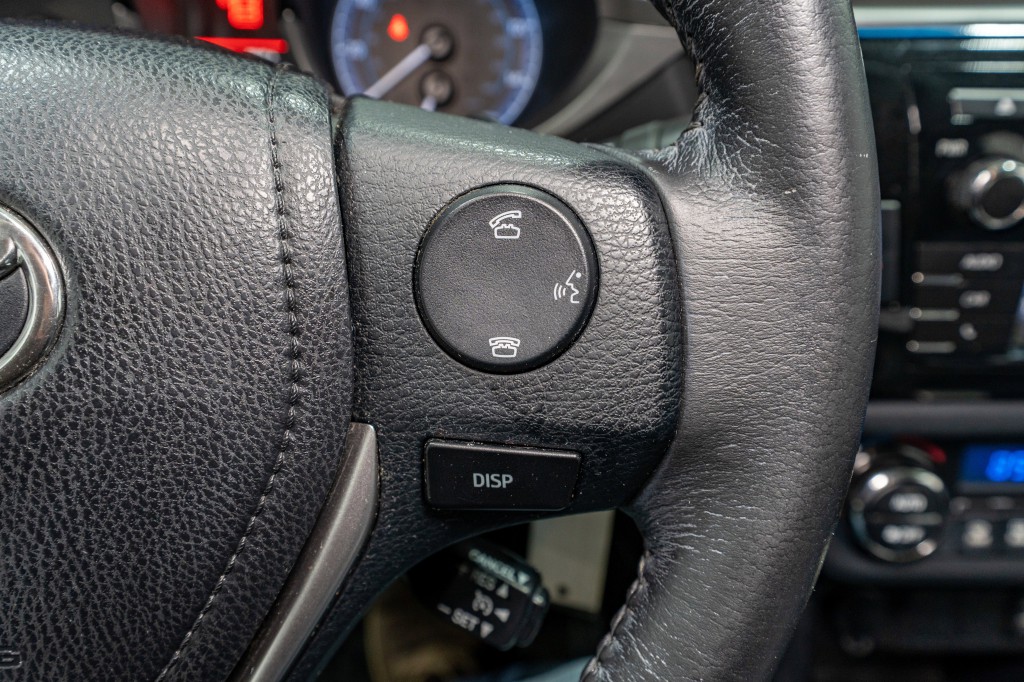 2015 Toyota Corolla Image 22