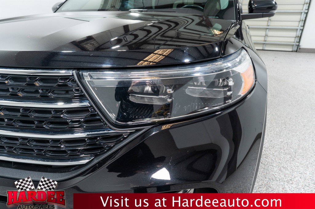 2022 Ford Explorer Image 8