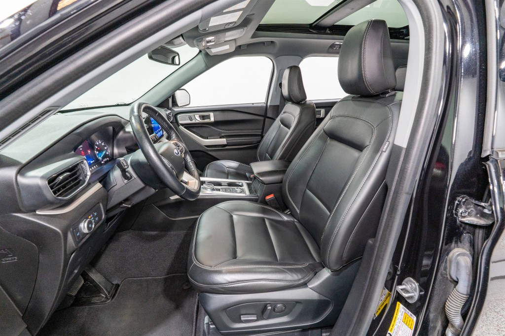2022 Ford Explorer Image 16