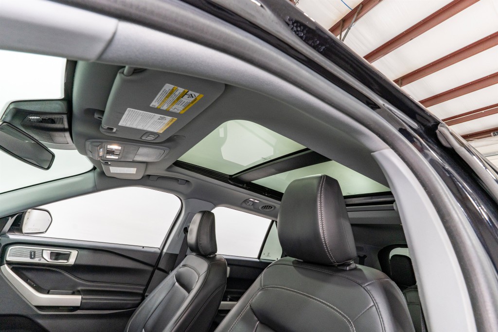 2022 Ford Explorer Image 17