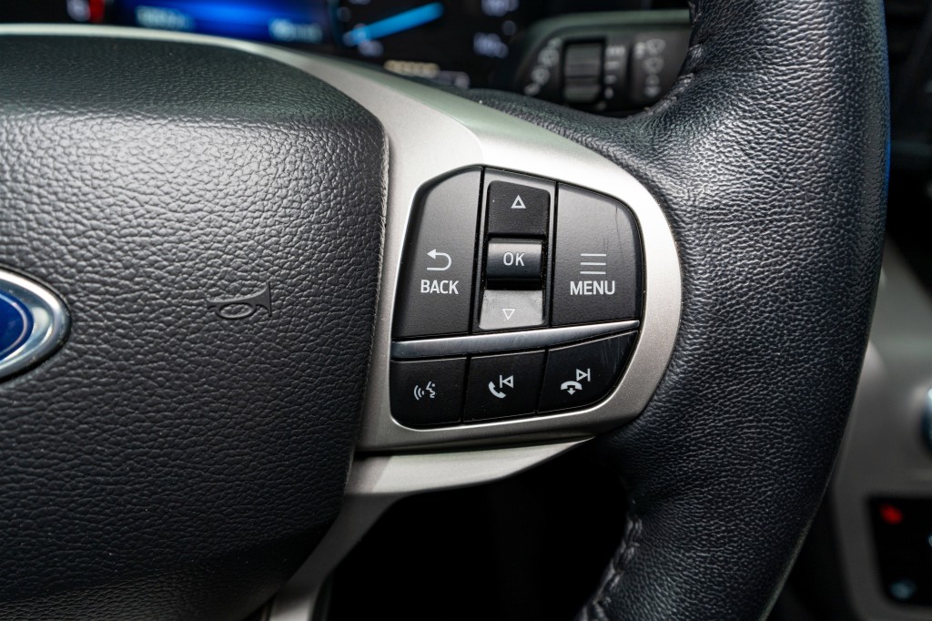 2022 Ford Explorer Image 27