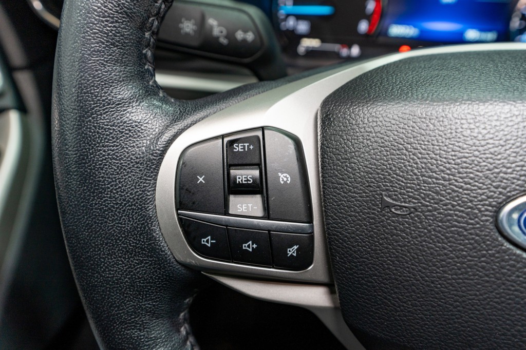 2022 Ford Explorer Image 28