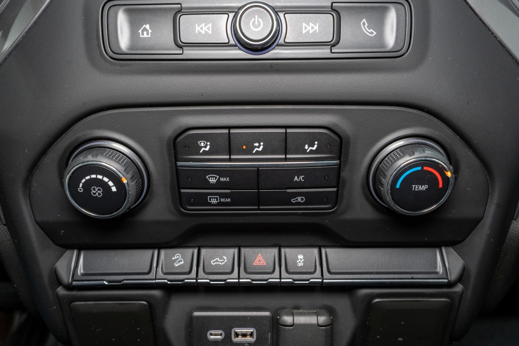 2021 Chevrolet Silverado 1500 Image 17