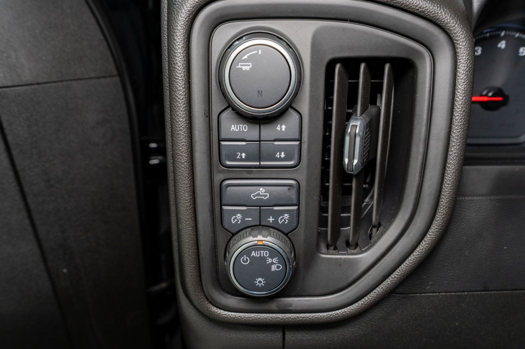 2021 Chevrolet Silverado 1500 Image 24