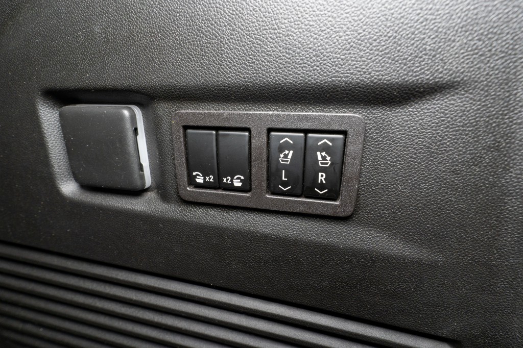 2024 Chevrolet Tahoe Image 34