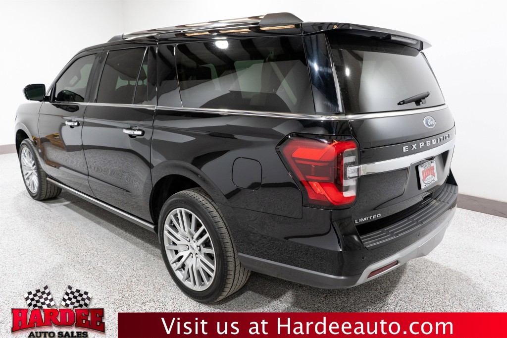 2024 Ford Expedition Image 3
